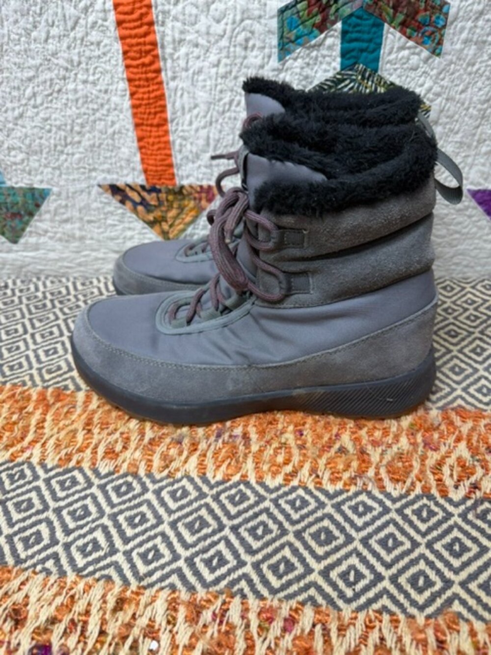 Columbia Slopeside Peak Luxe Woman's Size 8.5